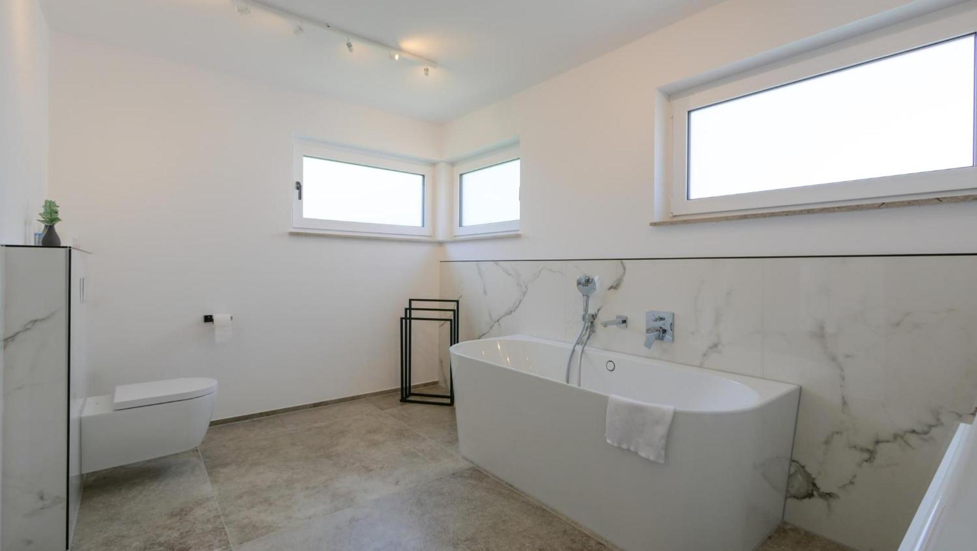 Eleganter Neubau-Luxus In Paderborn & Stilvoller Rueckzugsort Fuer Bis Zu 9 Gaeste Ngoại thất bức ảnh